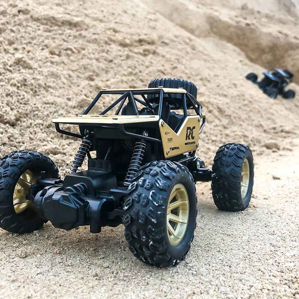 1/18 RC Car 2.4G Off Road Remote Control Truck Buggy Climbing Toy For Kids 2 1/18 RC Car 2.4G Off Road Remote Control Truck Buggy Climbing Toy For Kids - Image 2
