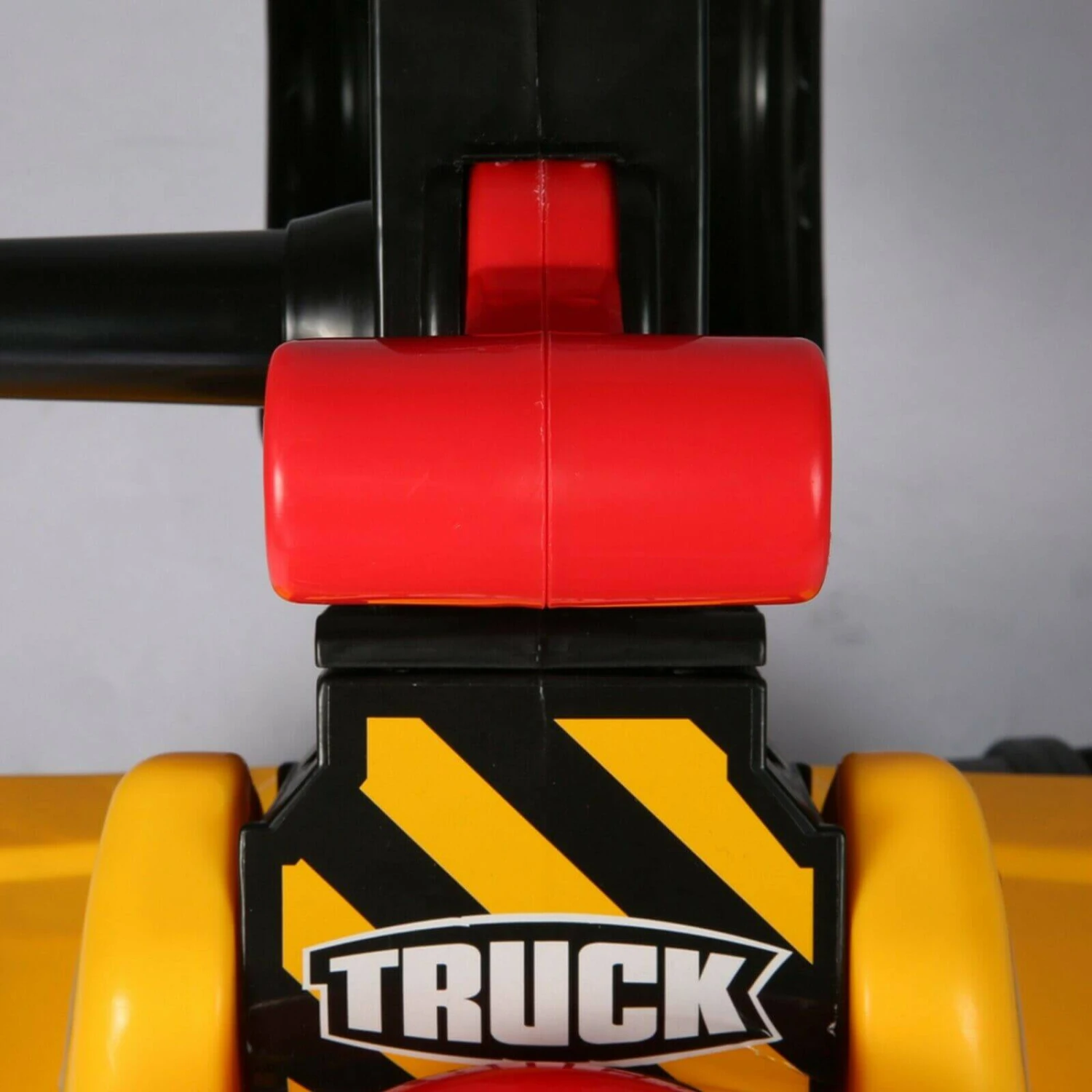 Kids Ride-on Excavator Toys Outdoor Digger And Bulldozer Truck With Safety Helmet And Simulation Sound 12 Kids Ride-on Excavator Toys Outdoor Digger And Bulldozer Truck With Safety Helmet And Simulation Sound - Image 12