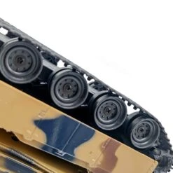 RC Tank With Smoke Effect Remote Control Battle Mist Spray Tank Toy With Life Indicators For Kids 20 RC Tank With Smoke Effect Remote Control Battle Mist Spray Tank Toy With Life Indicators For Kids -Sun Baby Sales Store remote control battle tank with smoke effect 8